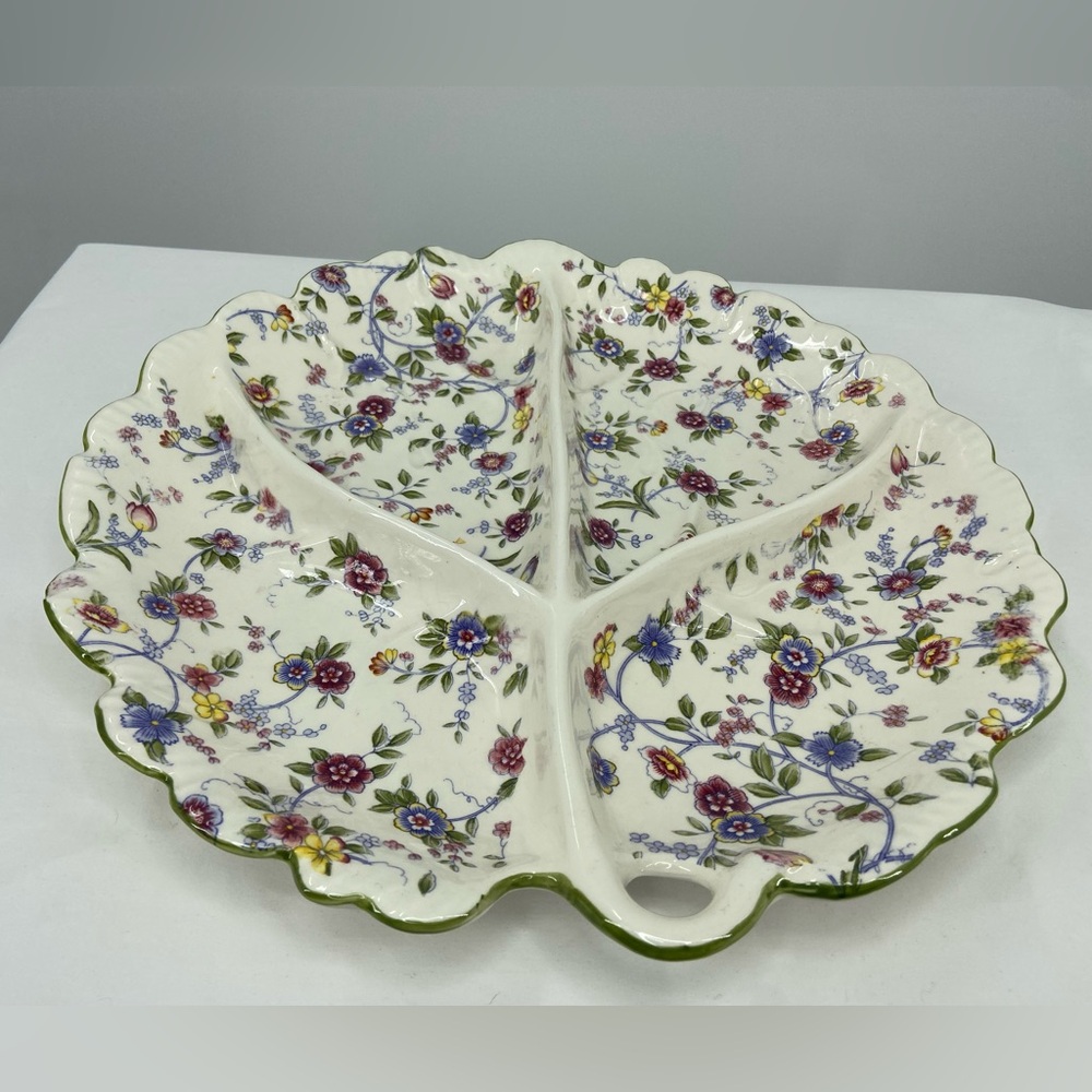 Corona Floral Leaf-Shaped Divided Plate - Picture 3 of 9